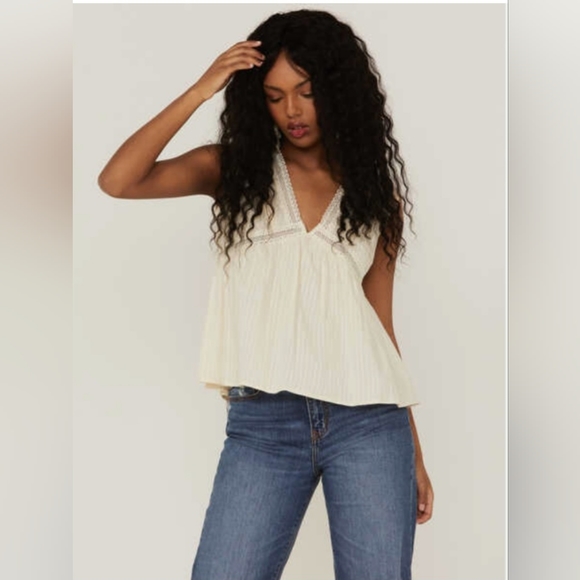 NWT Ivory Cross back vneck Molly Bracken - Picture 4 of 6